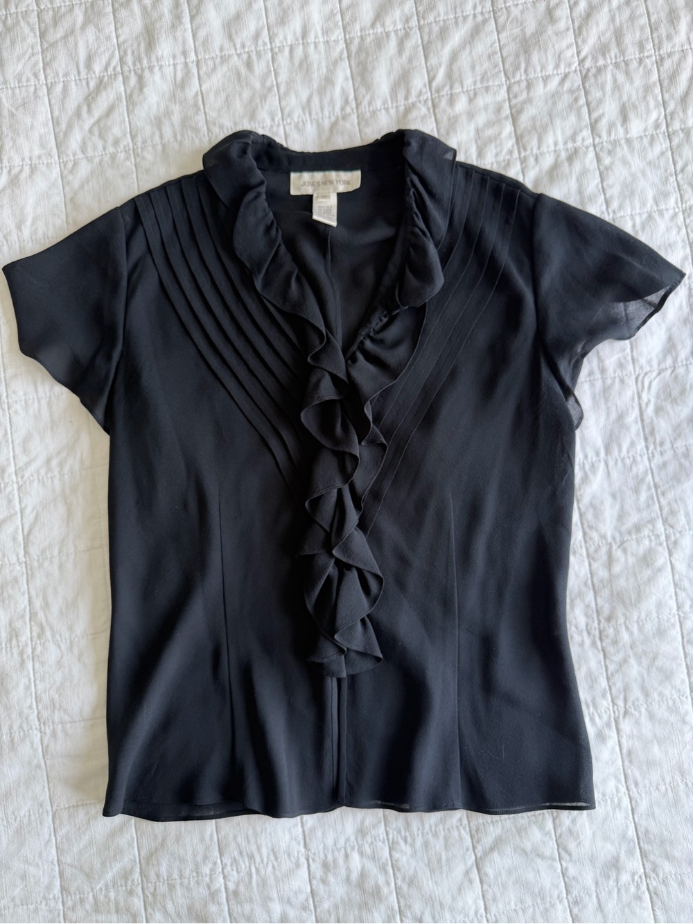 Jones New York Silk Black Ruffle V-Neck Flutter Sleeve Blouse Size 10